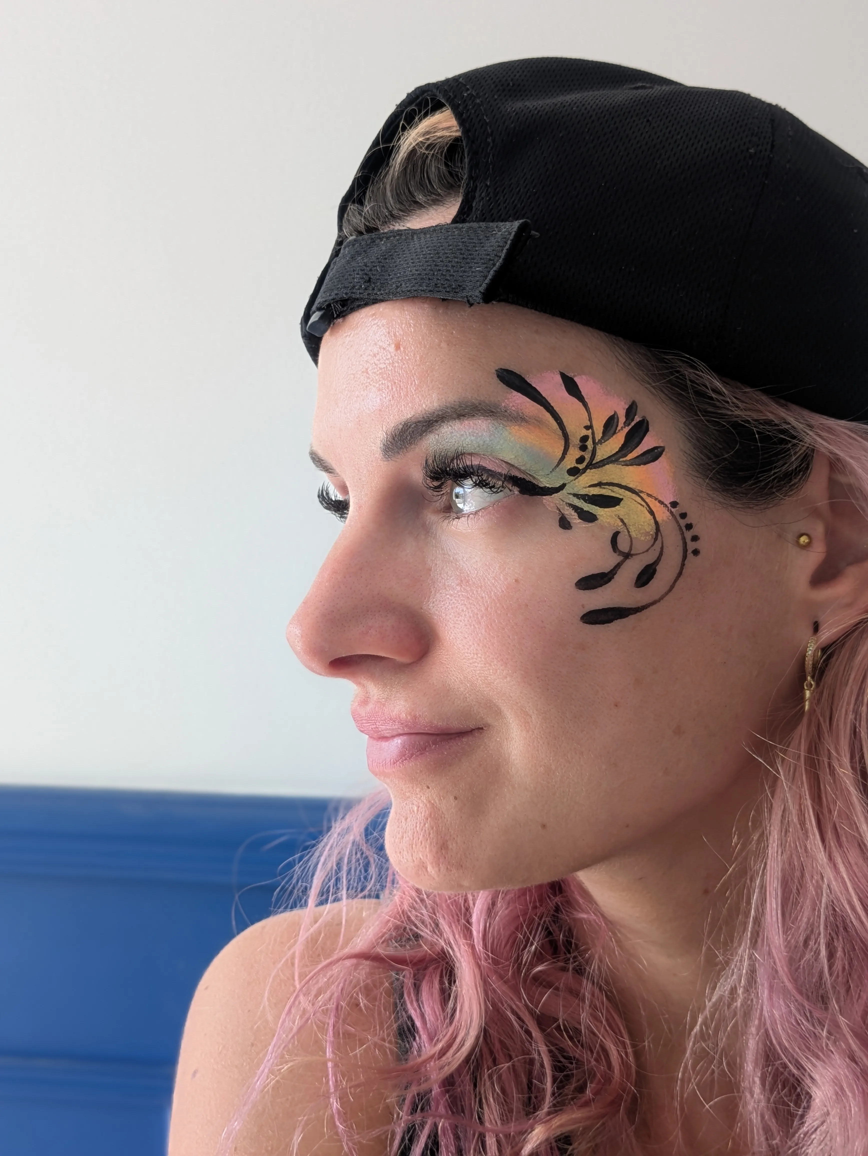 Maquillage artistique festif réalisé sur une adulte